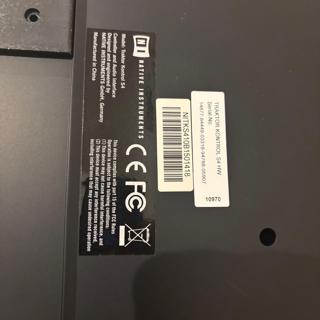【美品】 NI TRAKTOR KONTROL S4 DJコントローラー