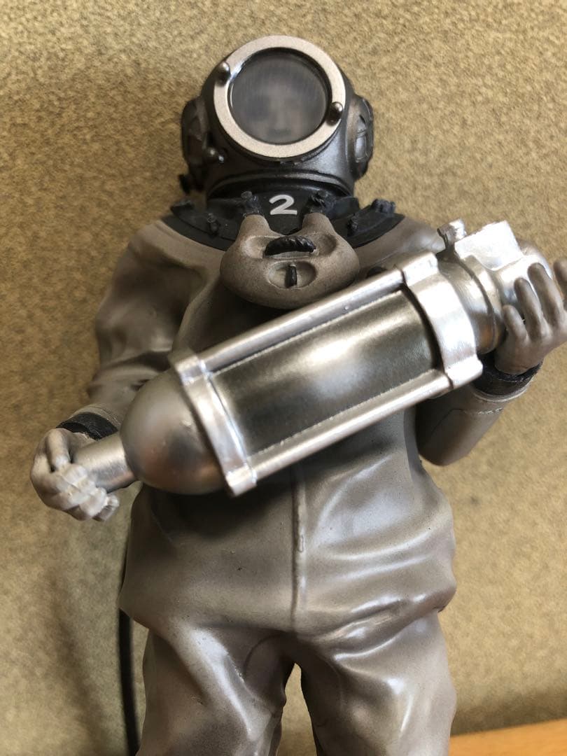 芹沢博士　東宝マニアックス　ソフビ　モノクロバージョン　中古