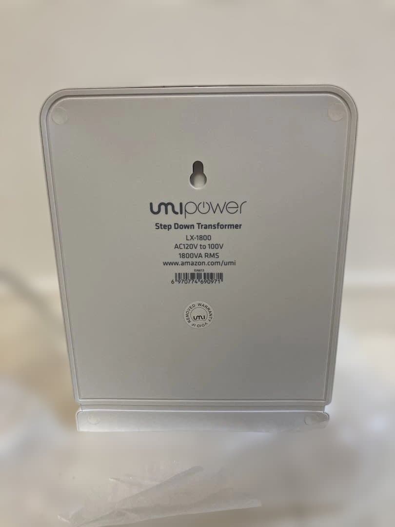 UNIPOWER LV-1800(変圧器120Vから100V)