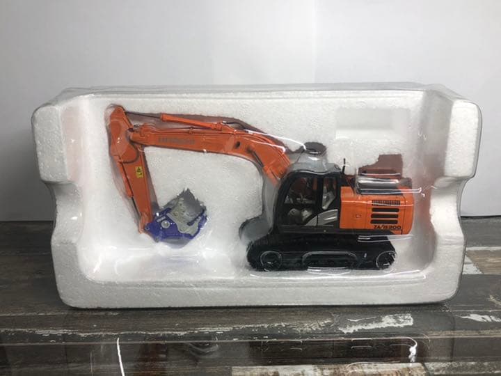 HITACHI ZAXIS 200 ユンボ ショベルカー　カスタム　小割り