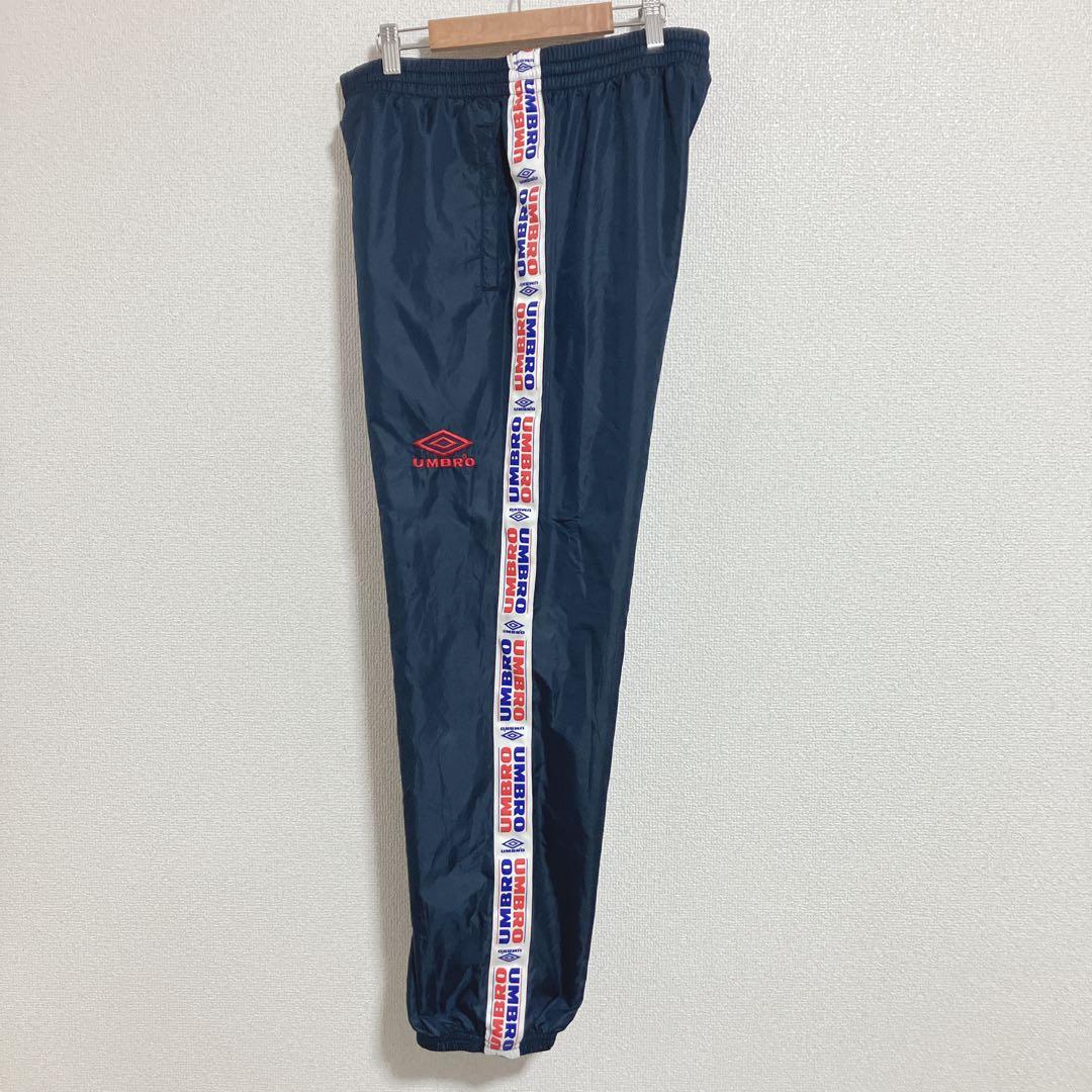 【セットアップ】限定品　UMBRO アンブロ　KAMO ナイロン上下　上L 下M