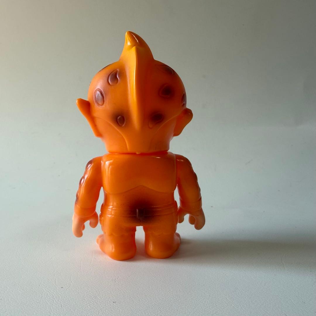 リアルヘッド　ミュータントヘッド　ミニ　ソフビ　フィギュア　オレンジ