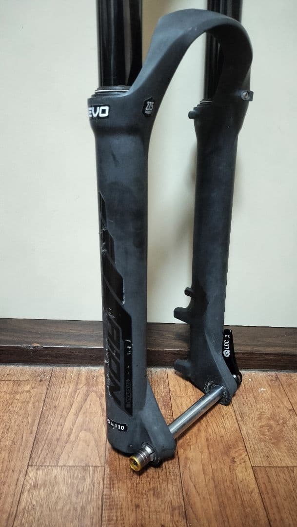 【送料無料】 SR SUNTOUR AION EVO 160mm サスペンション