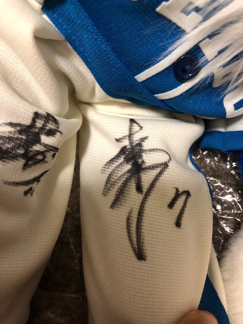 西武ライオンズのサイン入りぬいぐるみ