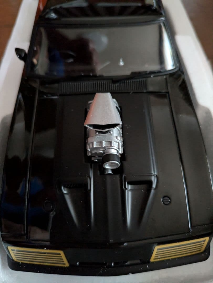 オートアート　1/18　マッドマックス インターセプター