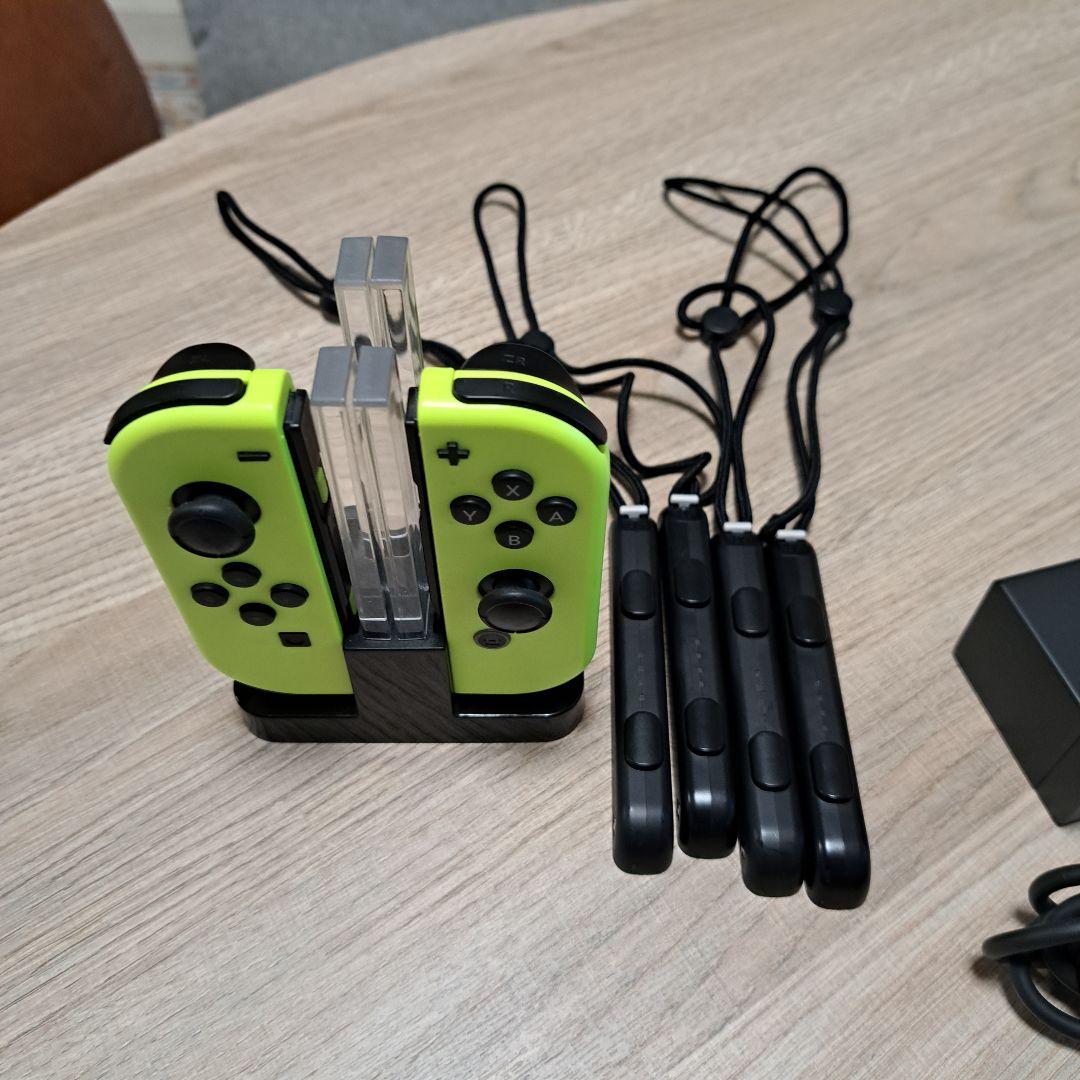 中古　Nintendo Switch　本体