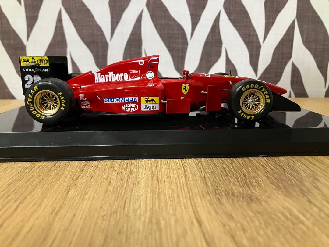 ラス1 マルボロ仕様　日本未発売 フェラーリビッグスケールF1コレクション