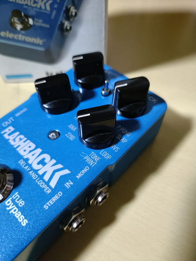 tc electronic FLASHBACK ディレイエフェクター　箱付き