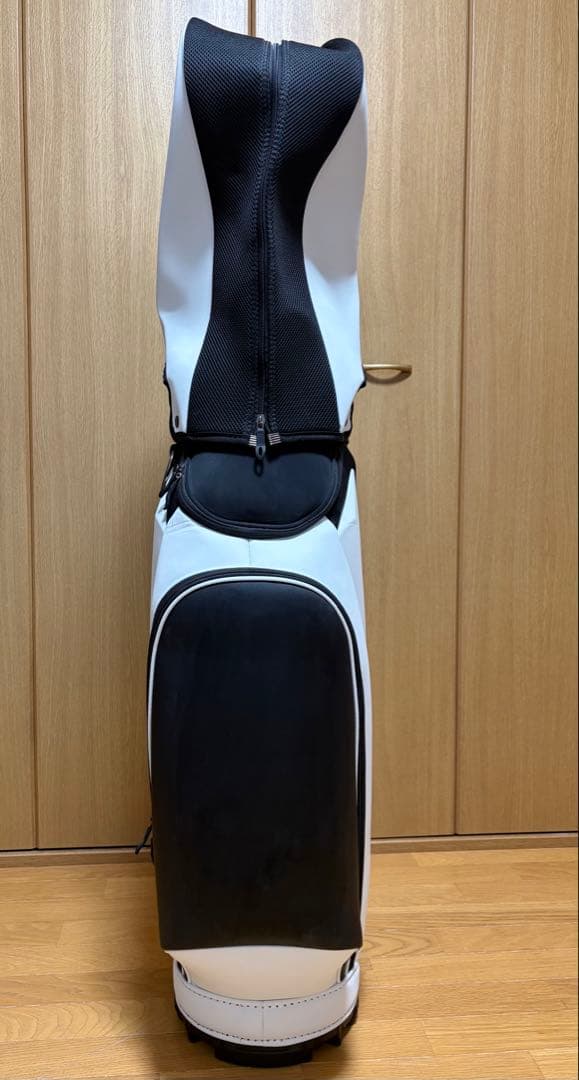 DESCENTE キャディバッグ ホワイト ブラック　レディース