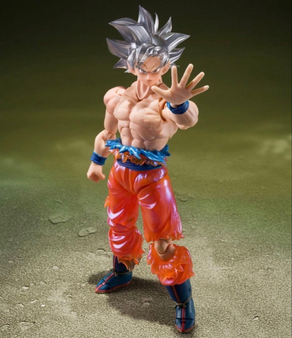 S.H.Figuarts 孫悟空 身勝手の極意 - 限界超絶突破 ! -