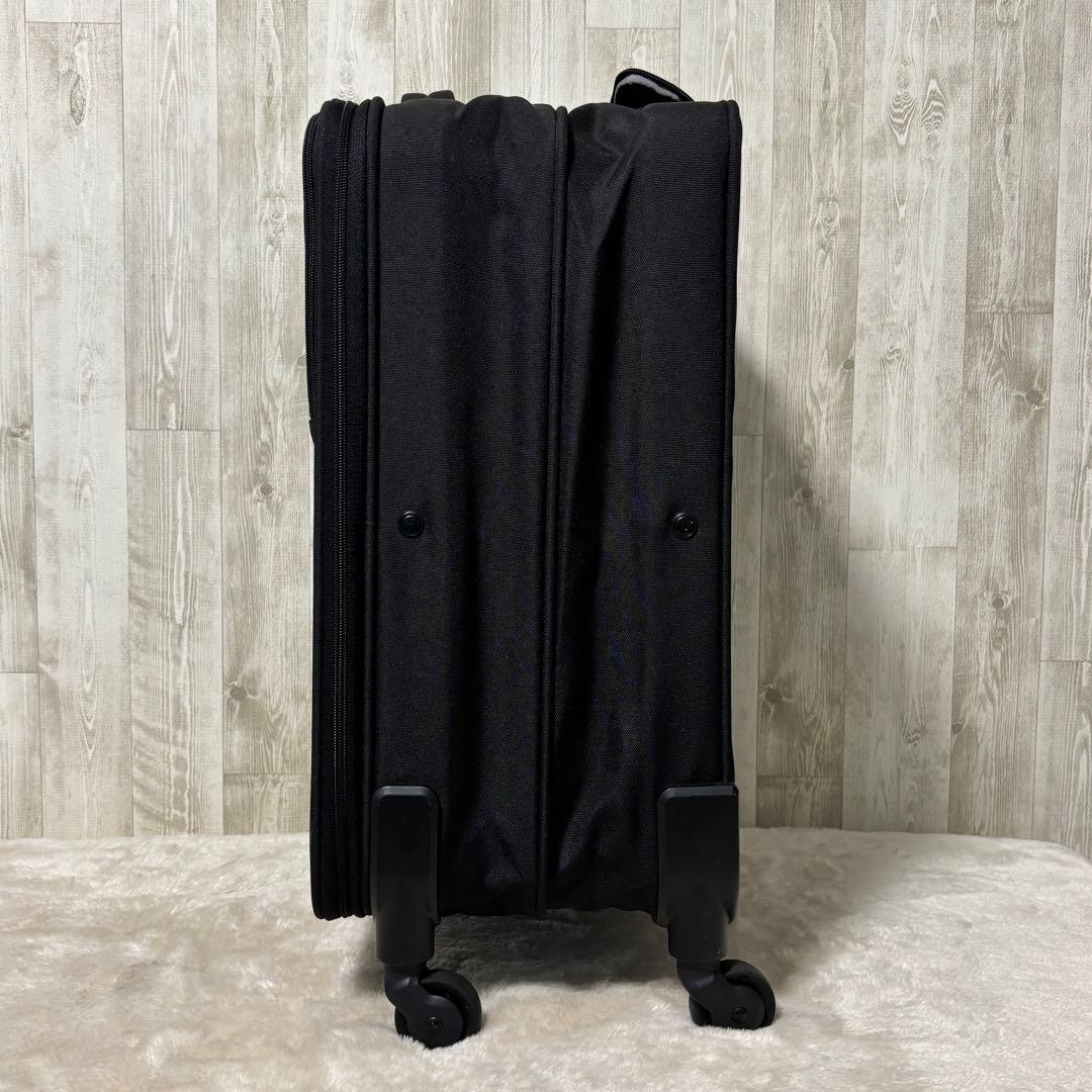 【廃盤・美品】無印良品 半分の厚みで収納できるソフトキャリーケース (S)