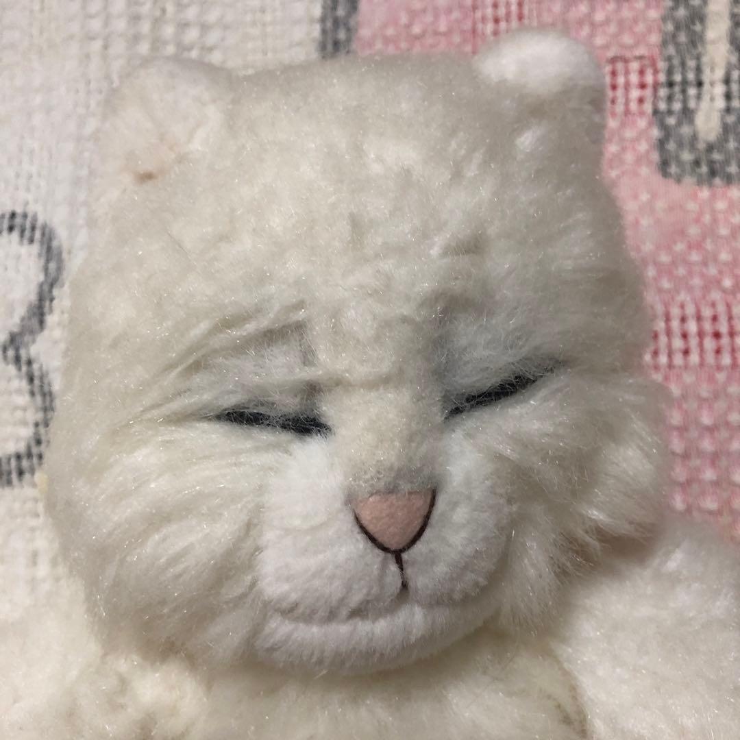 オリエンタルトーイ　ジョリーマンマ　シロネコ　眠り猫ぬいぐるみ　中古品