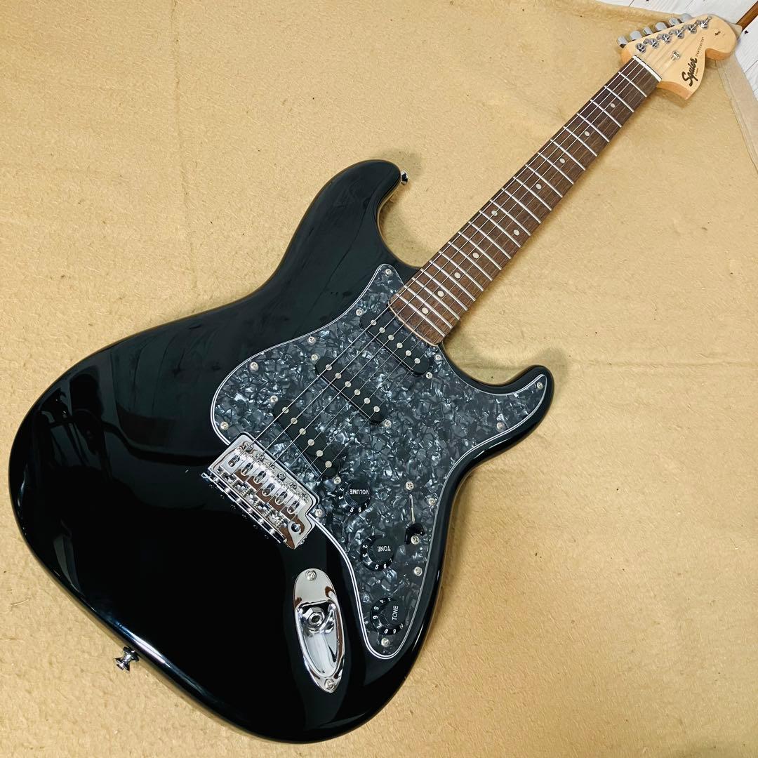 美品 Squier ストラトキャスター エレキギター Affinity 希少色