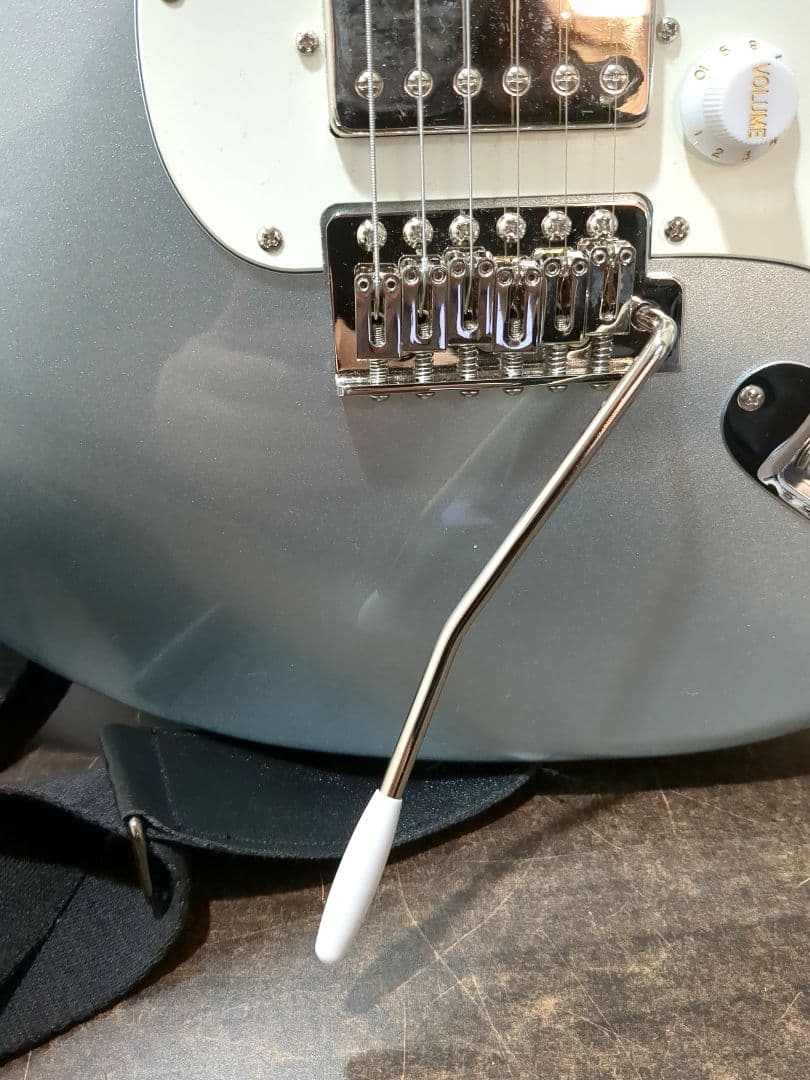 Donner DST-152 エレキギター HSSピックアップ　M2219