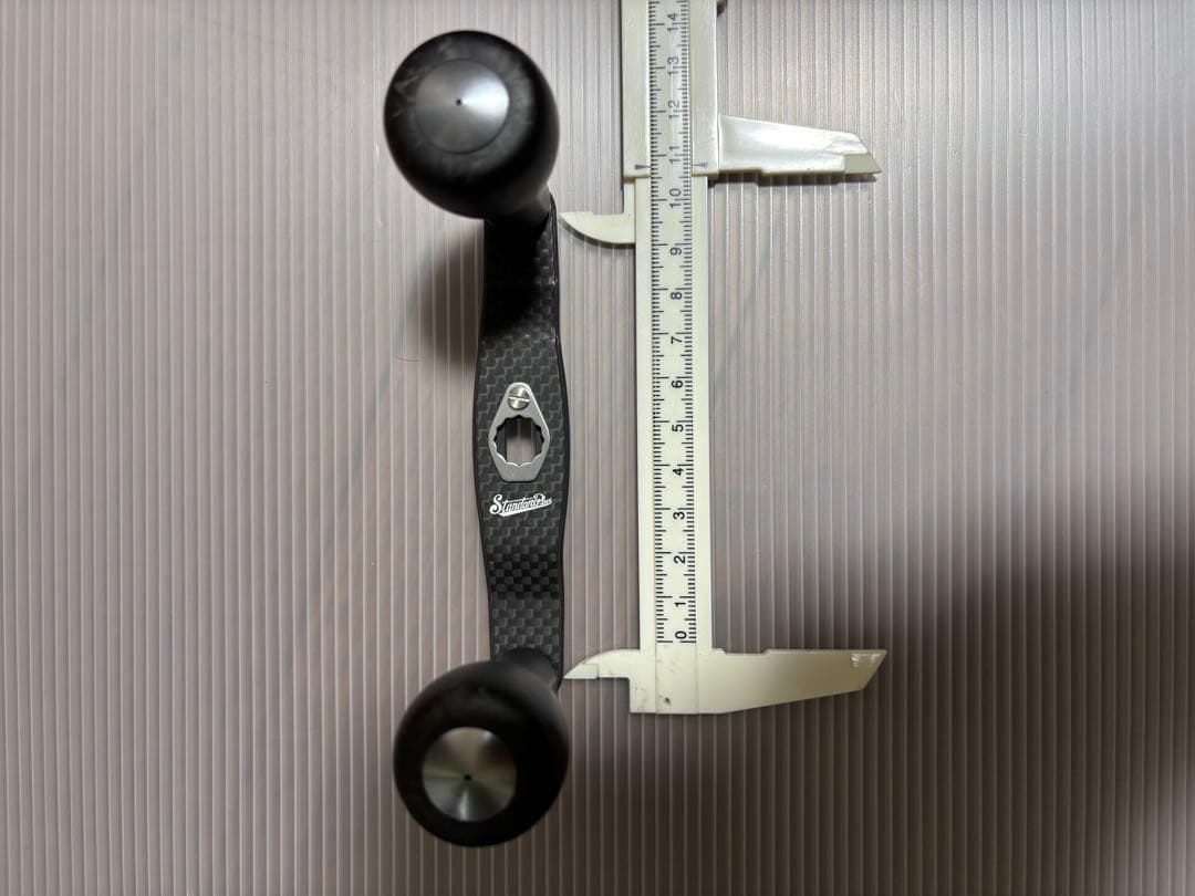 スタジオコンポジット　ハンドル