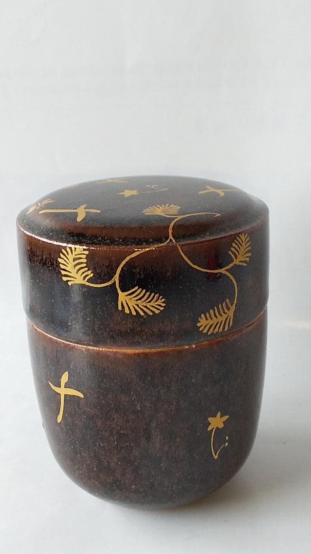 珍品 膳所焼 淡海ぜぜ 陽炎園 岩崎健三 作 陶器製 金彩 蝶鳥棗 茶道具 新品