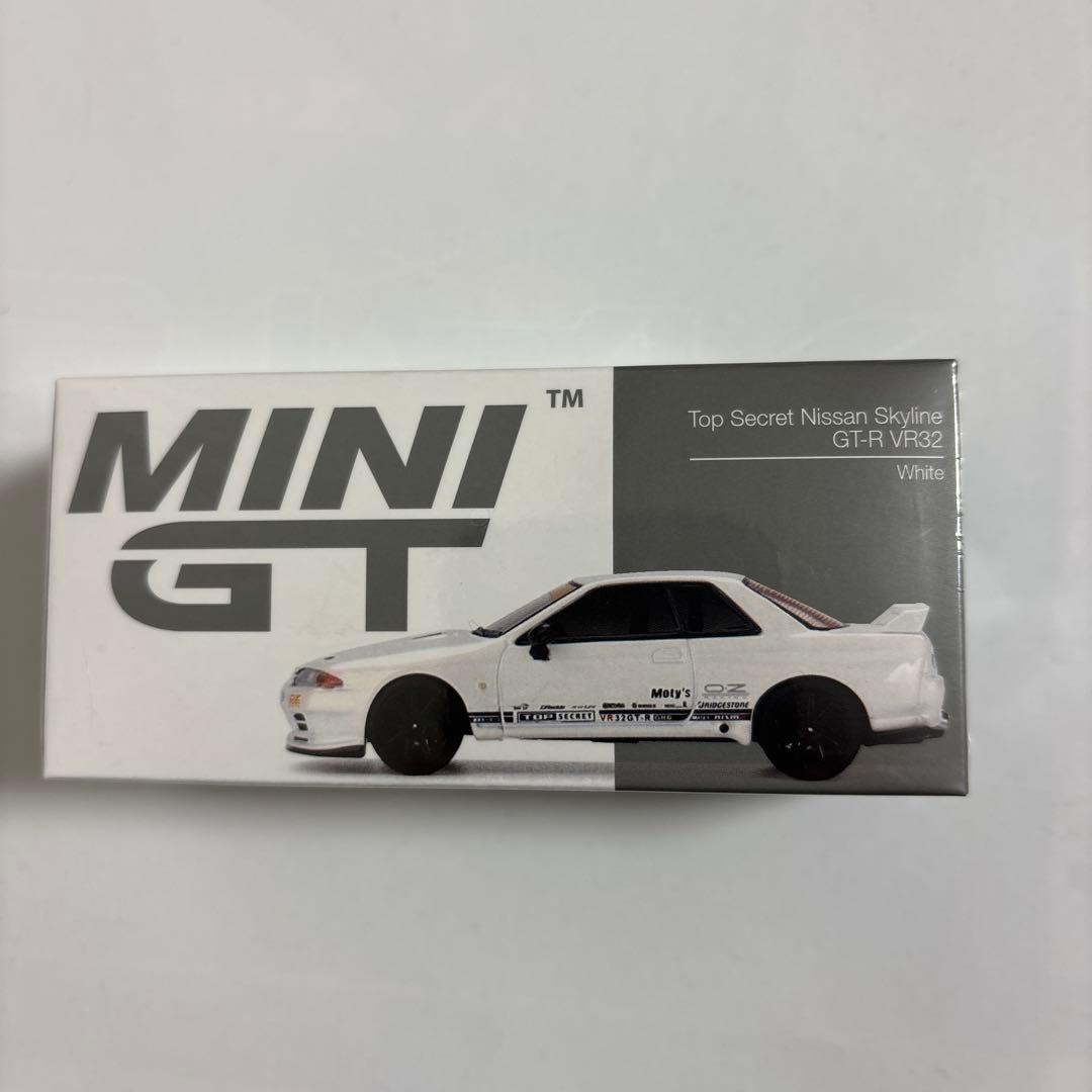 MINI GT NISSANスカイラインGT-R トップシークレットVR32