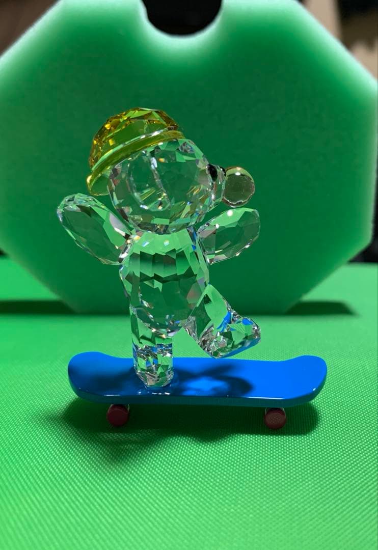 スワロフスキー　クリスベア　スケーターベア