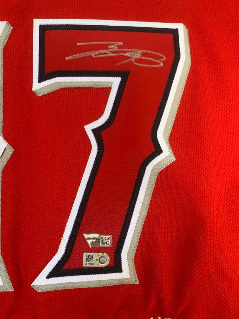 b*5様 【世界17枚限定】大谷翔平 直筆サイン オーセンティックユニフォーム