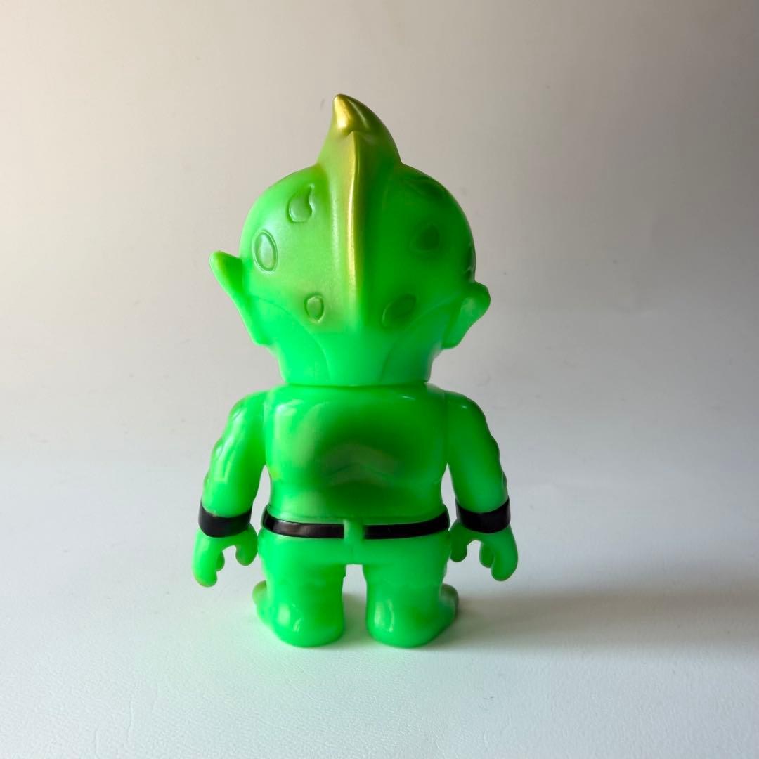 リアルヘッド　ミュータントヘッド　ミニ　ソフビ　フィギュア　緑