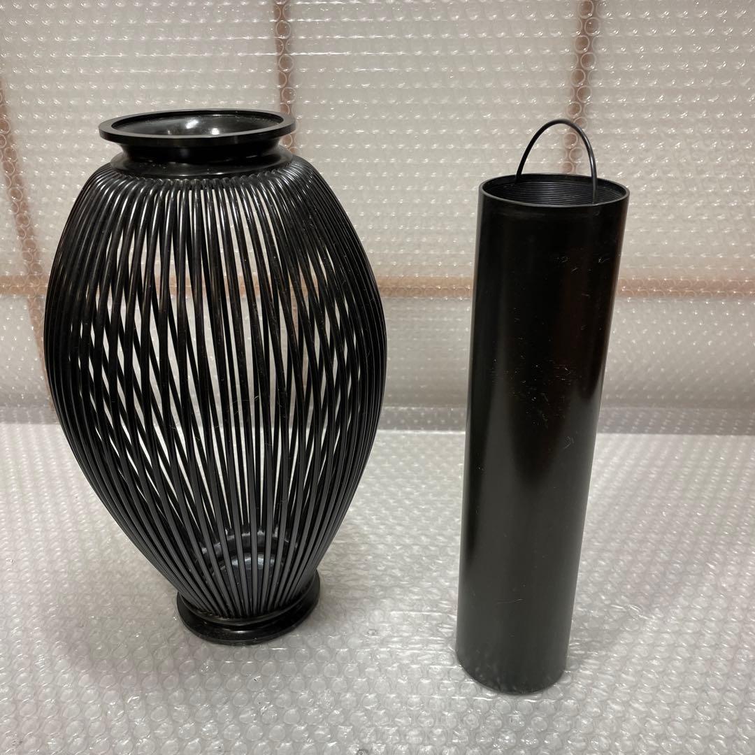 鋳銅 透花瓶 登鴻 透籠式 花瓶