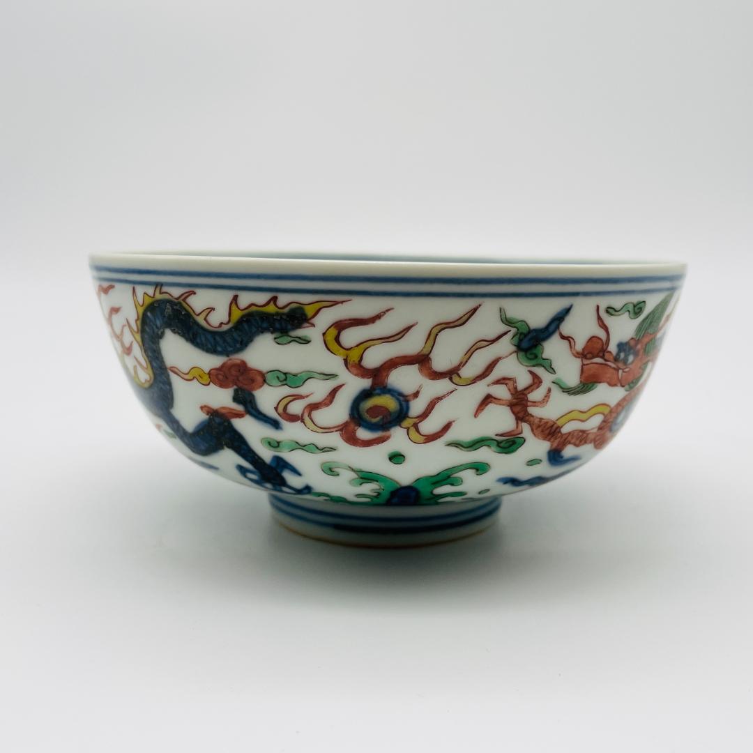 【明】陶磁器 五彩五爪龍文椀 官窯 銘 大明万暦年製 景徳鎮 中国美術 中国古玩