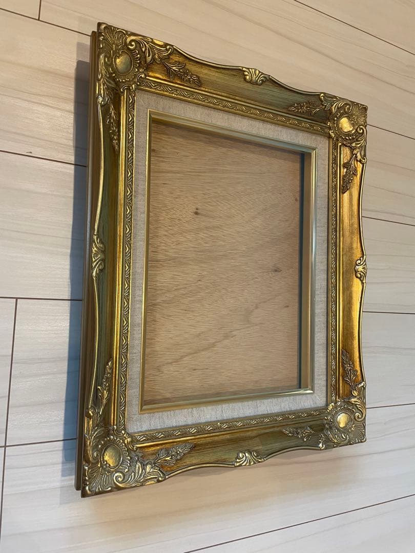 ゴールド色彩額縁（アンティーク風）絵画用　外形約38.0cm×約47.0cm