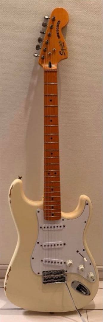 Fenderボディ・Squireネック ストラトキャスター ラージヘッド
