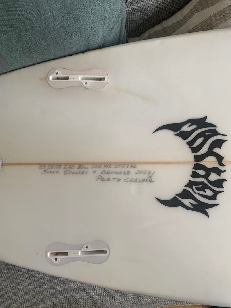 サーフボード(ケース・リーシュ・デッキパッド付き)Surfboard