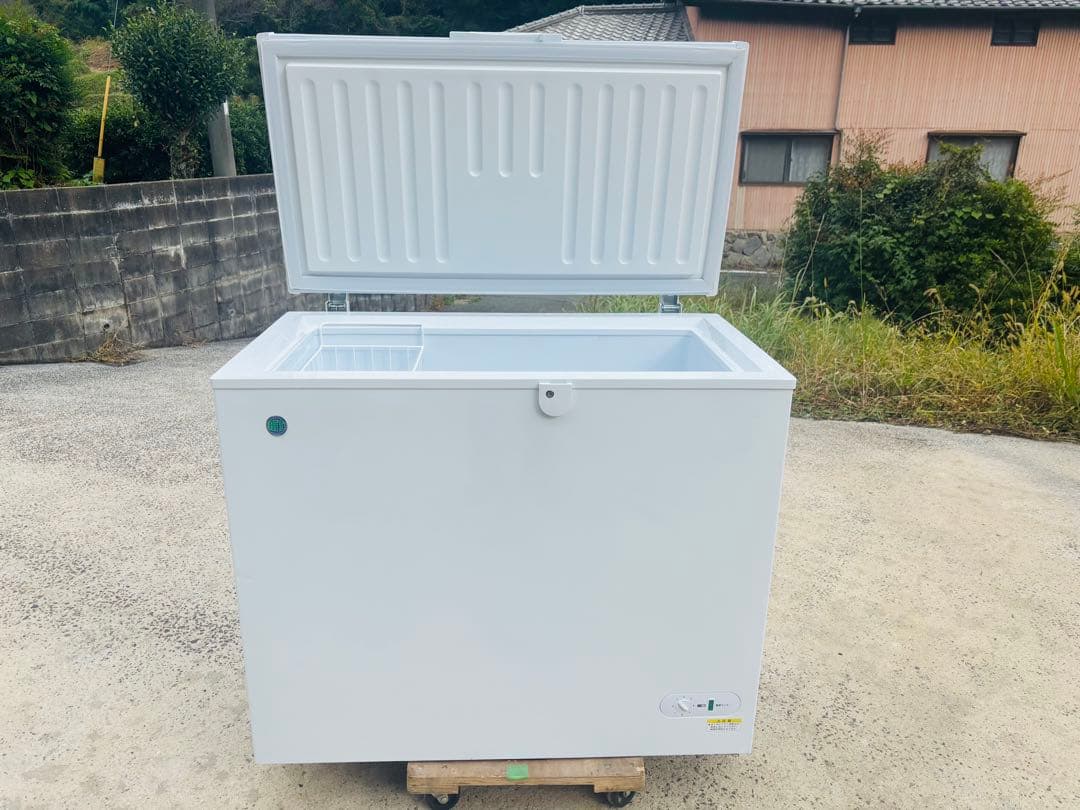 L85★JCM★2022年製 冷凍ストッカー 197L 業務用 中古品 上開き