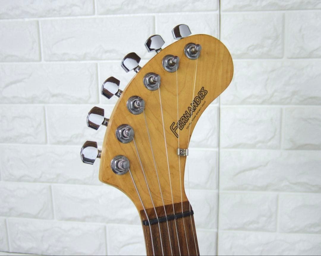 FERNANDES ZO-3 USA 星条旗 アンプ内蔵ギター スピーカー搭載