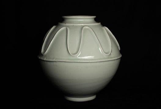 瀧田項一 「 白磁貼文大壺 」 花入 花器　共箱有