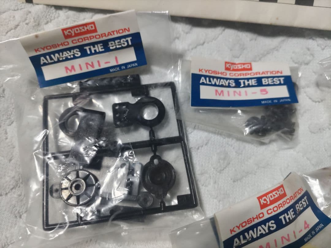 京商 ミニクーパー 1/10スケール 電動ラジコン