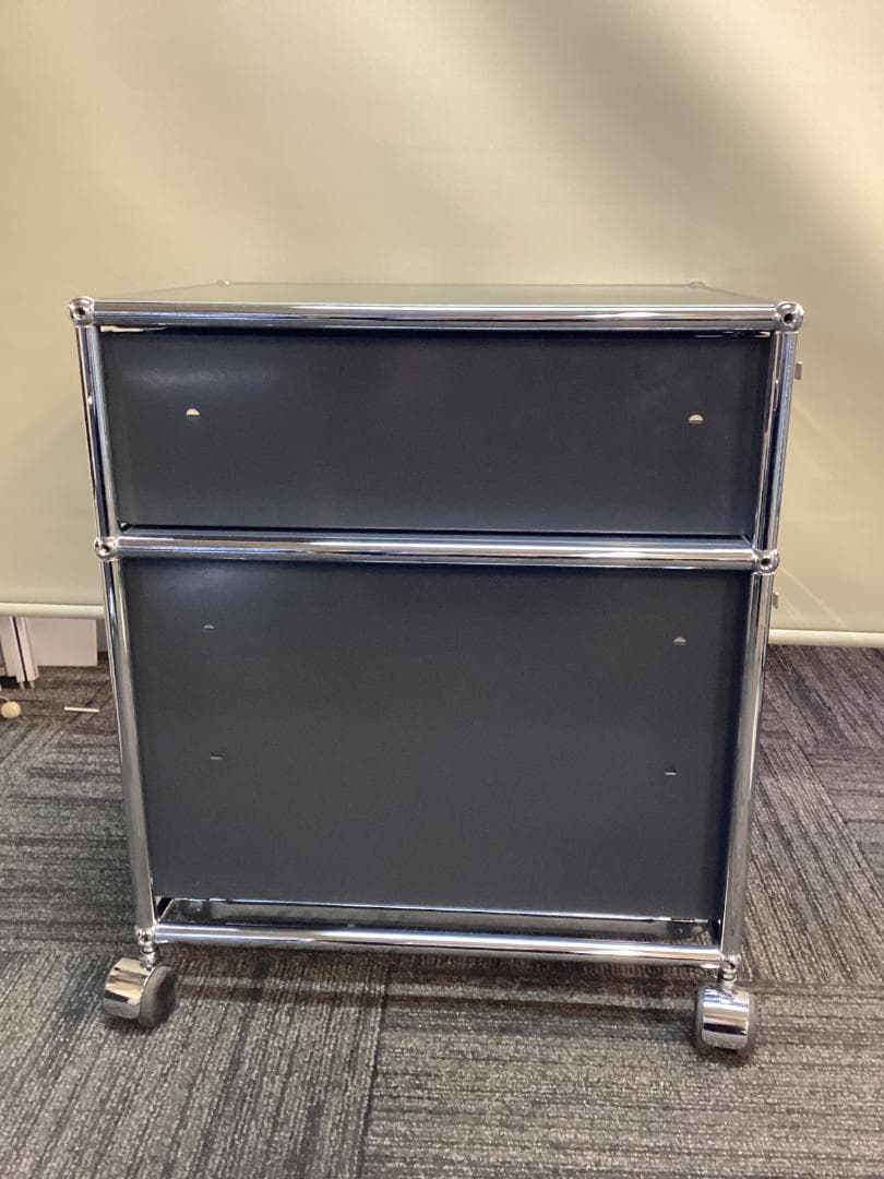 鍵付き　USMハラー　ロールボーイ　２段　デスクワゴン　アントラサイト　E　★