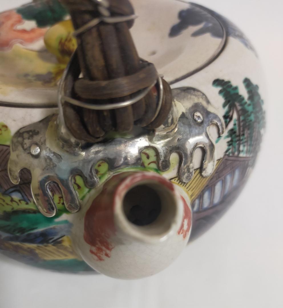 古九谷粟屋窯色絵山系図手付大急須銀の留め金