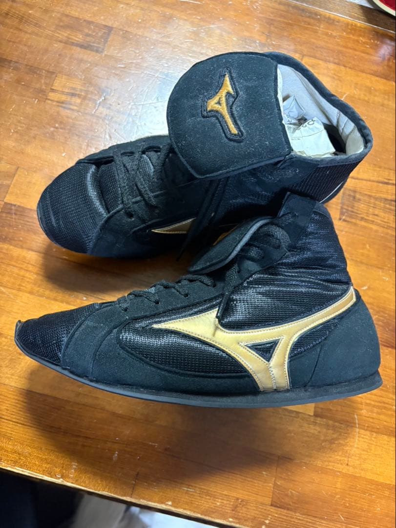 Mizuno ボクシングシューズ ブラック/ゴールド