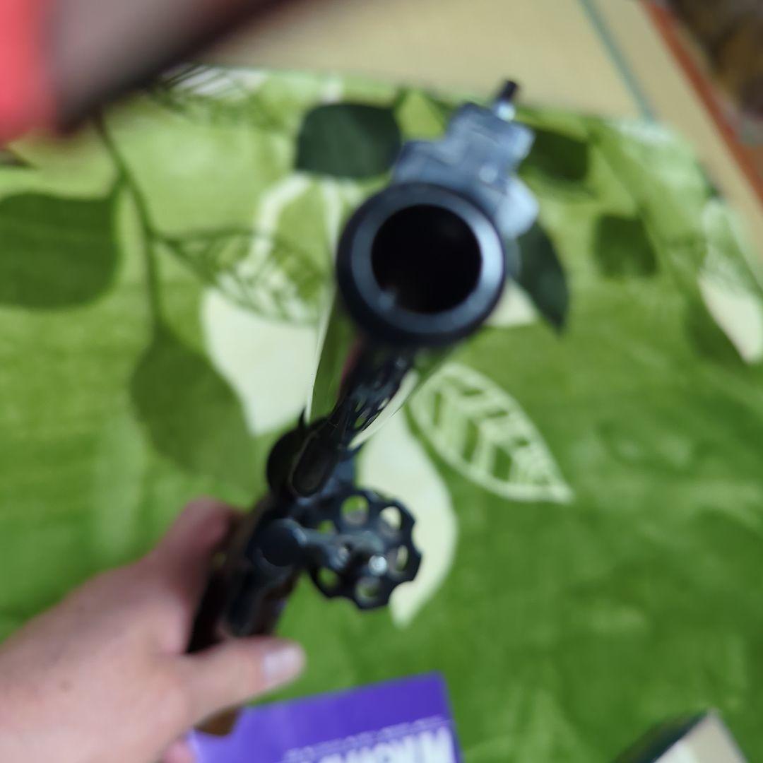 S&W 4MAGNUM リボルバー