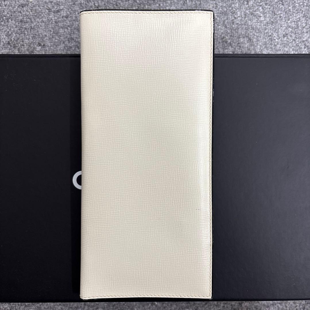 valextra パスポートケース