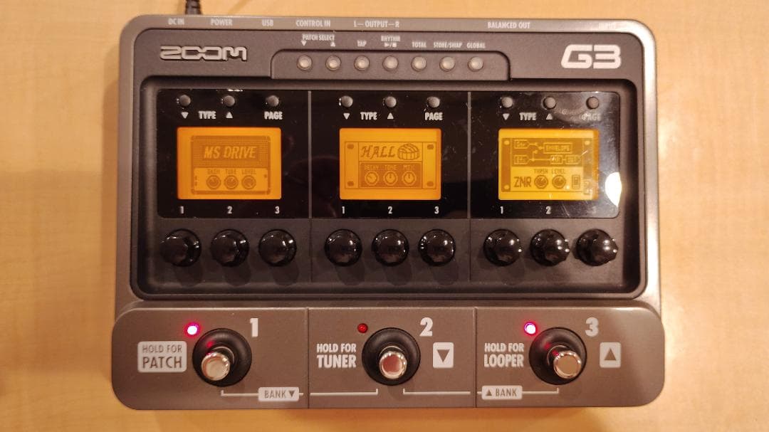 【美品・完備品】ZOOM G3 マルチエフェクター（ACアダプター箱・USB付）