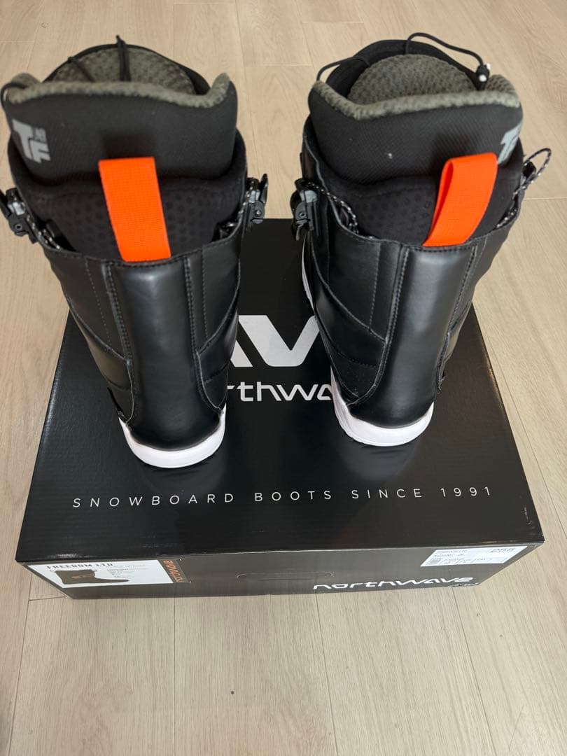 24-25ノースウェーブ フリーダムリミテッド FREEDOM LTD 25.5