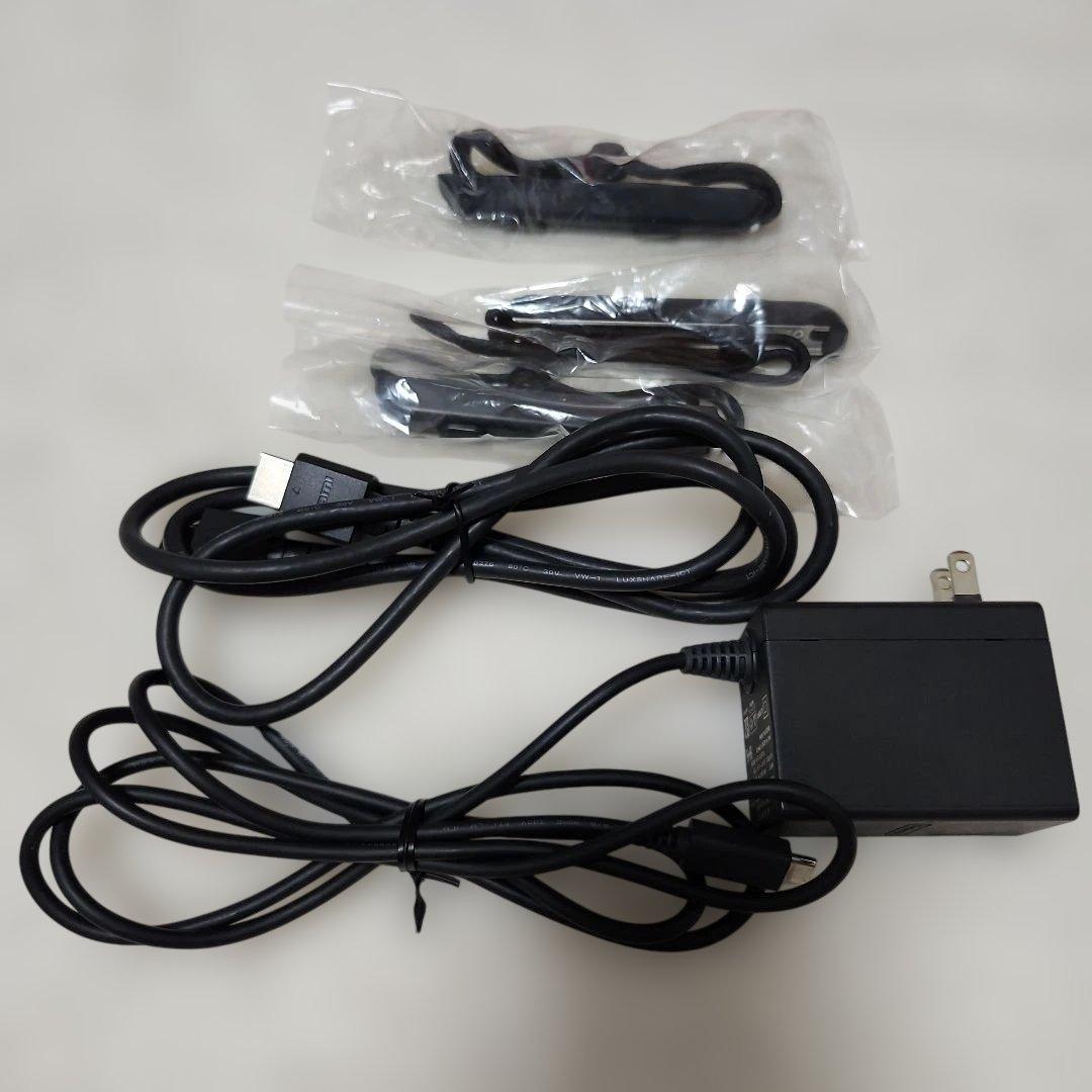 Nintendo Switch本体+　Joy-Conネオンレッド