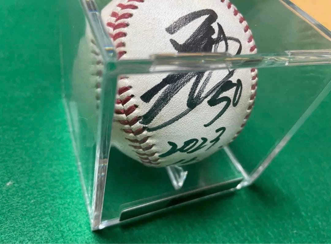 千葉ロッテマリーンズ#50石川慎吾メモラビリア直筆サイン入りボール（証明書付き）