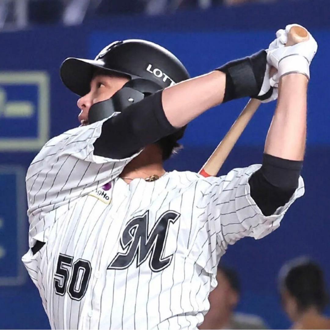 千葉ロッテマリーンズ#50石川慎吾メモラビリア直筆サイン入りボール（証明書付き）