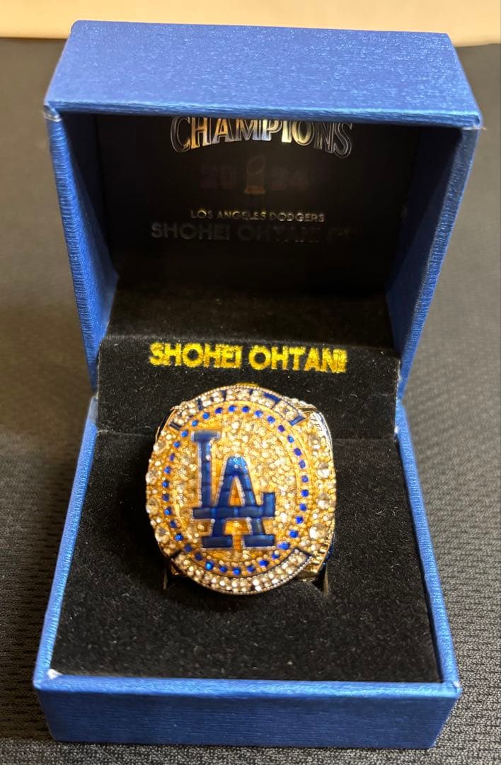 大幅値下⭐️非売品】大谷翔平チャンピオンリング&ワールドチャンピオンミニトロフィー