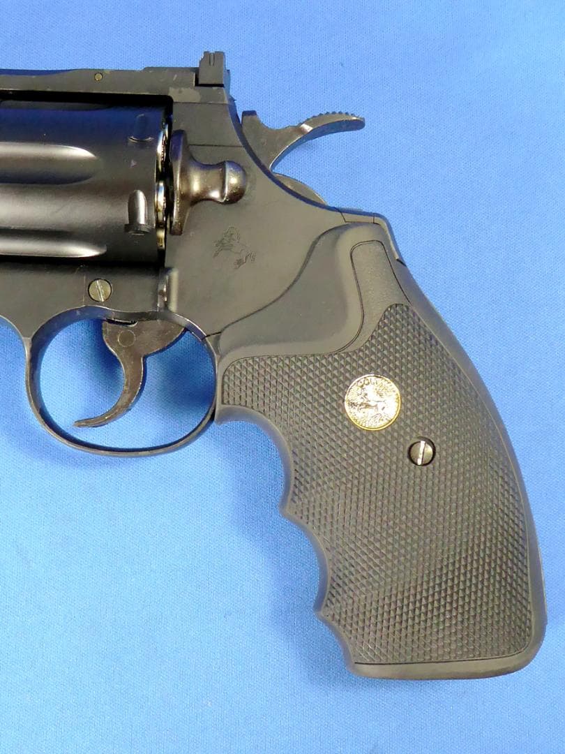 東京マルイ/ガスリボルバー/コルトパイソン.357マグナム 4インチ/18才用