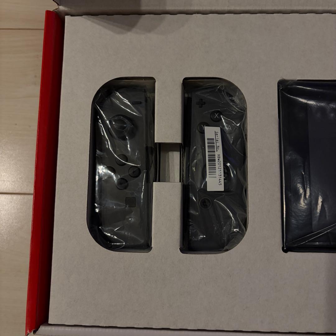 超美品！Nintendo Switch 本体 ブラック(バッテリー強化版)