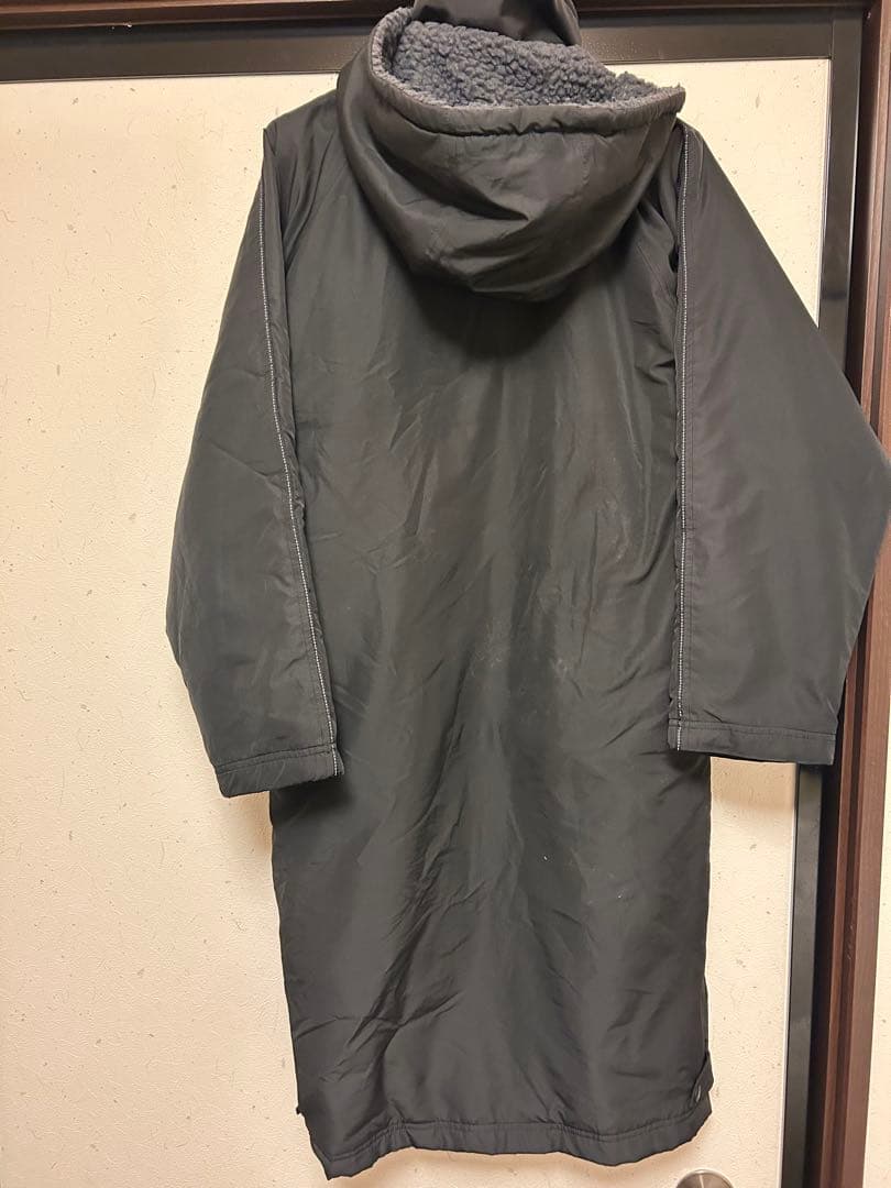 ヨネックス フード付きベンチコートブラック