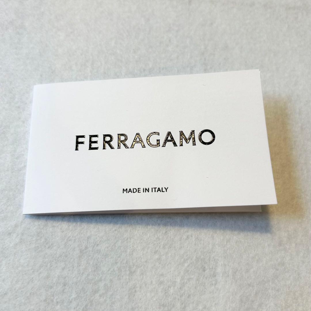 【新品未使用】フェラガモ　FERRAGAMO ブラウン ペンケース　筆箱　茶色
