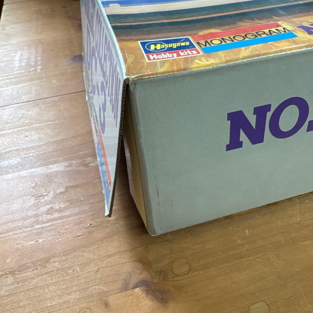 プラモデル　ニッペリ航空1:48ノスタルジックコレクションDC-3