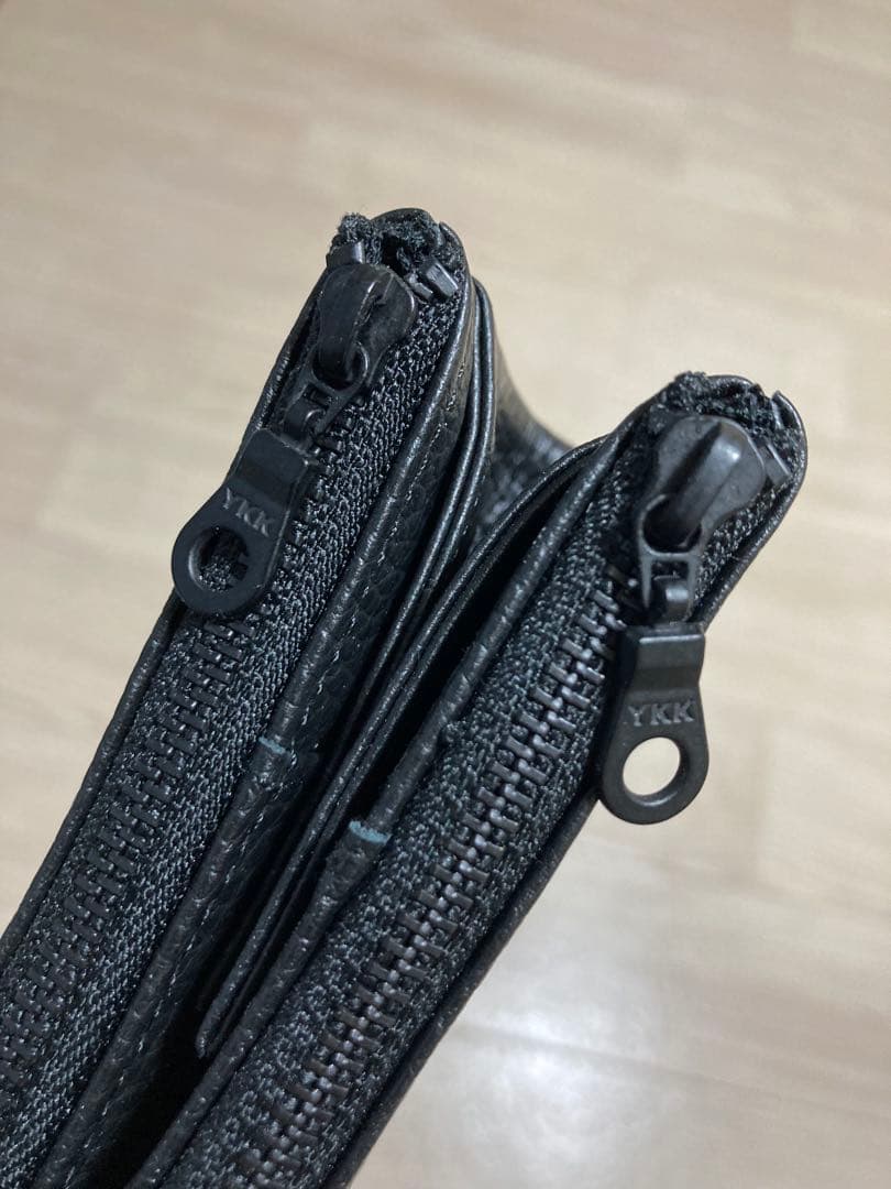 【ファスナーブラック】【早い者勝ち】【美品】ルポペンケース